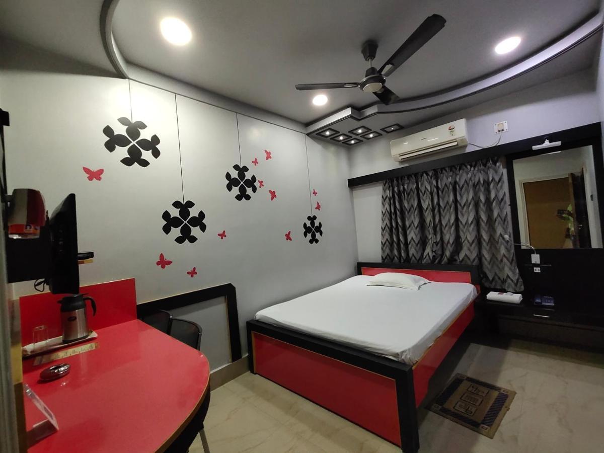 Hotel Samrat Baharampur Buitenkant foto