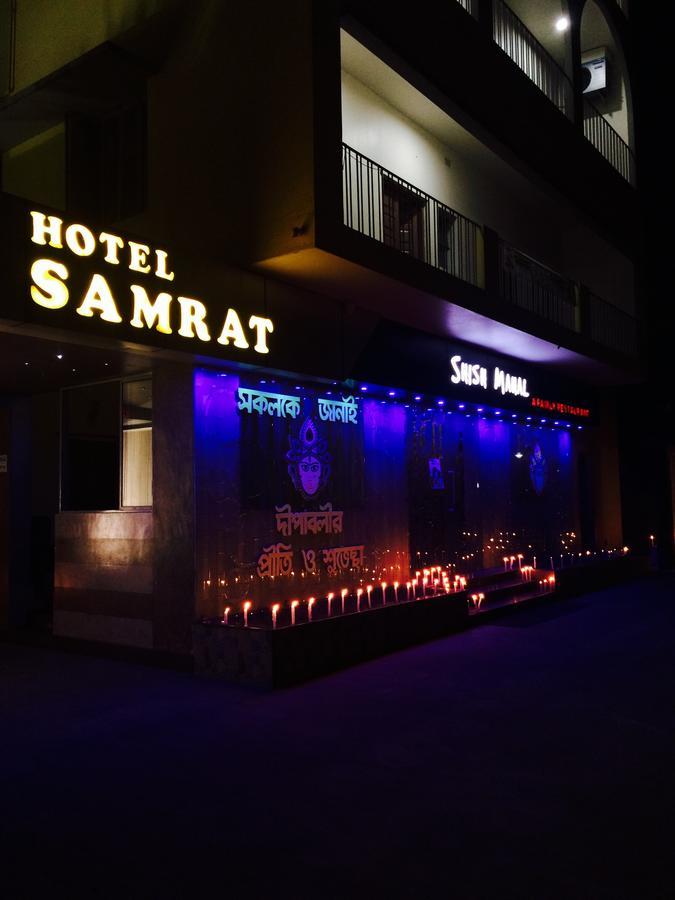 Hotel Samrat Baharampur Buitenkant foto